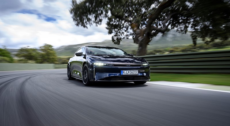 30 expert judges. 12 criteria. One king of the road. ​⚡

​Lucid Air Sapphire takes the crown as the 2026 German Car of the Year in the Performance category. 🏆 ​

​Read the full story: ow.ly/qgEi30sQqUM