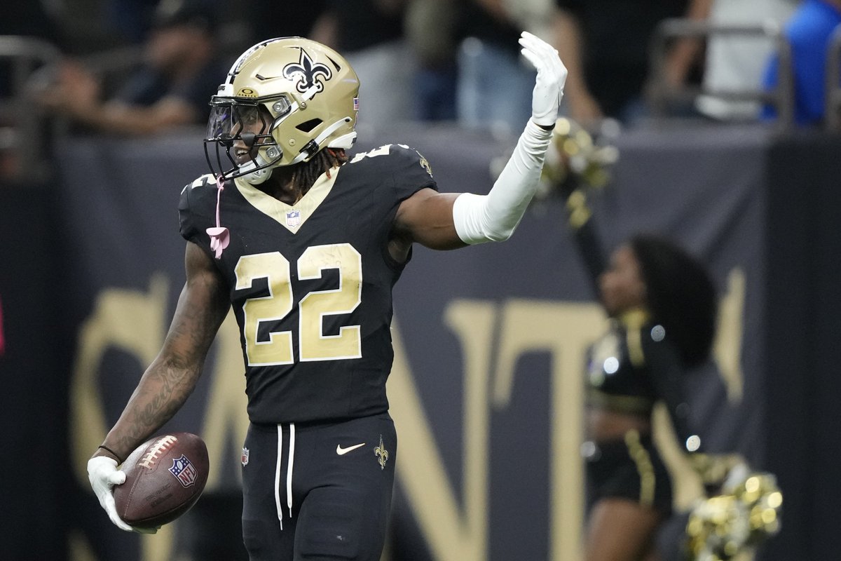 Bears defense ranks dead last in EPA, passer rating, yards per attempt and completion rate on passes thrown 20+ yards downfield to wide receivers this season. Overall, opposing QBs are 7/10 for 229 yards and 3 touchdowns when targeting their wide receivers deep. 