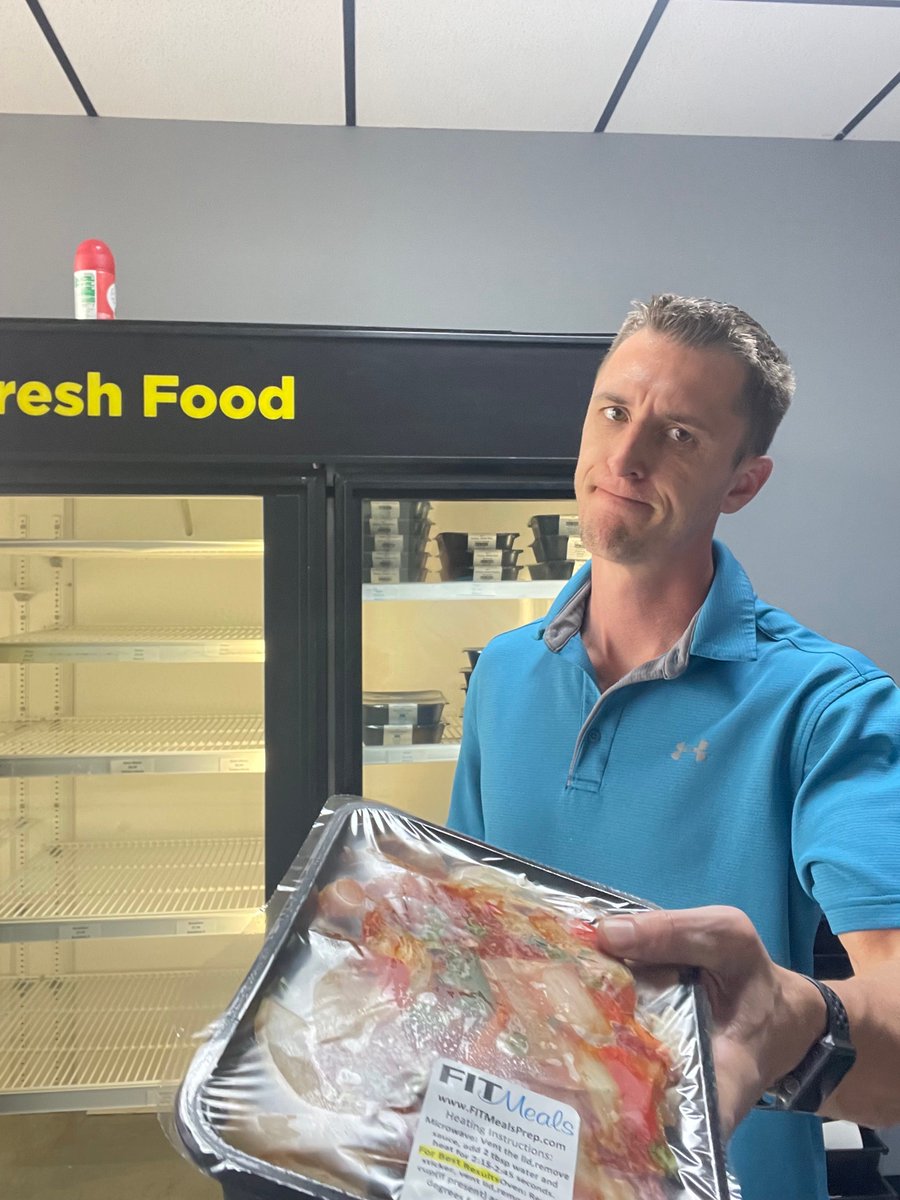 FitMealsPrep's tweet photo. Searching for pre-portioned meals with readily available macros? Concerned about odors in your fridge? We've got you covered! Our meals are vacuum-sealed for freshness and odor-free storage. Plus, we count the macros for you, making tracking a breeze

https://t.co/j7ICQ6TEGF https://t.co/ojLU2fnurl