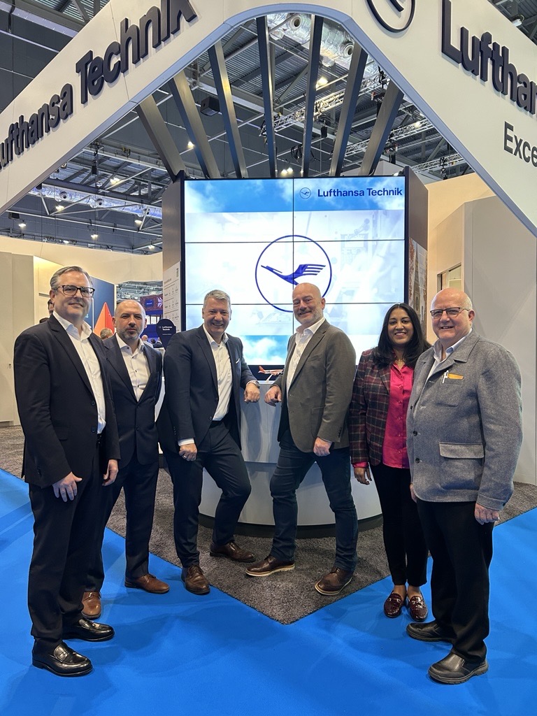 Lufthansa Technik tweet media