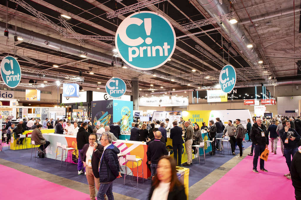 CPrint_Madrid's tweet photo. 📣 ¡Ha llegado el momento!El registro para #C!PrintMadrid26 está oficialmente abierto 🎟️

📅 13 · 14 · 15 de enero de 2026

📍 @IFEMA 

¡Nos vemos pronto!🚀

👉 Solicita tu acreditación ya: https://t.co/EHUrR6NSPT

#feria #cprint #evento #Madrid https://t.co/LkAEvotRjS