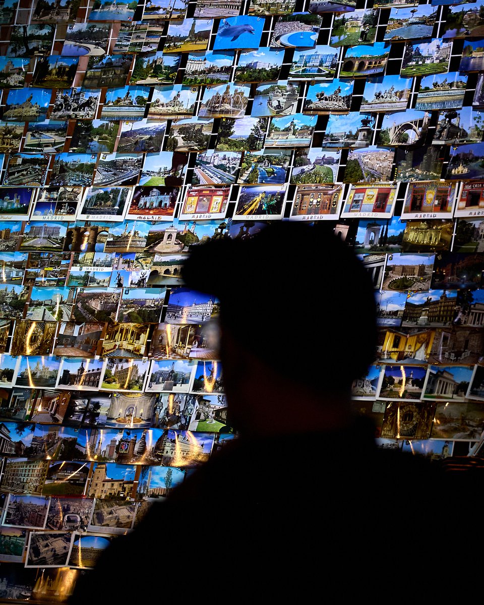 🔷En #Intermediae_Matadero se ha desplegado una construcción efímera que alberga las mesas redondas del proyecto 𝗱𝗶𝗿𝗱𝗮𝗠 / 𝗥𝗲𝗳𝗹𝗲𝘅𝗶𝗼𝗻𝗲𝘀 𝘀𝗼𝗯𝗿𝗲 𝗠𝗮𝗱𝗿𝗶𝗱, iniciativa del <a href="/desdevic/">VIC</a>🔽
intermediae.es/agenda/dirdam-…

Estáis invitados a visitarla libremente, hoy 15 oct.