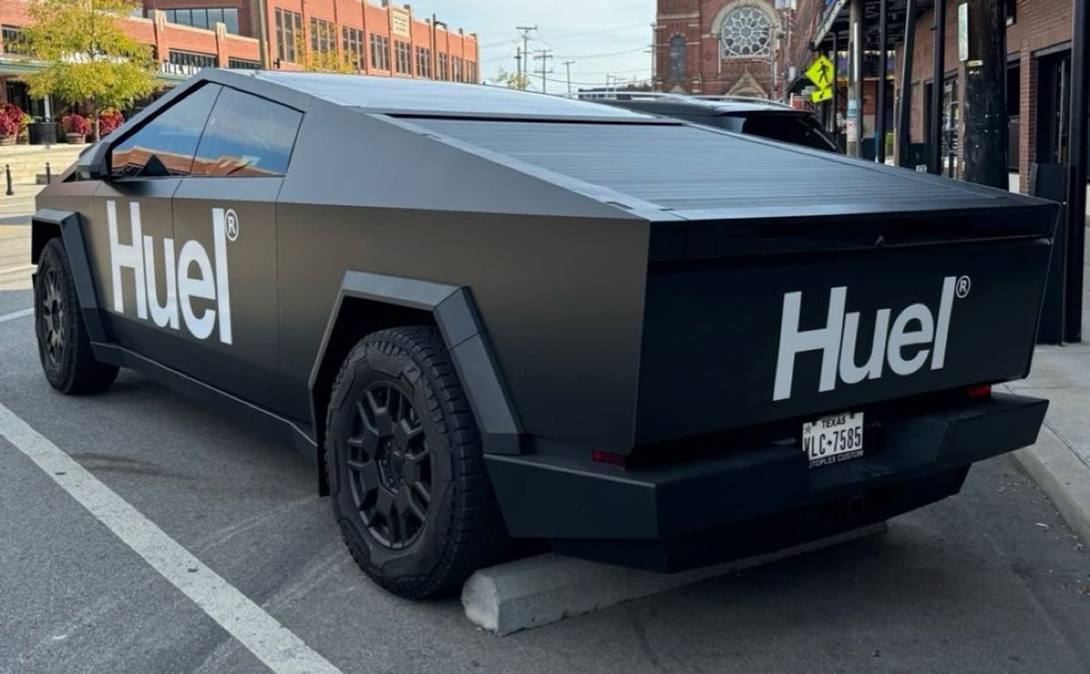 plainwhiteclaw's tweet photo. how much lead you think the Huel cybertruck owner has in their brain https://t.co/0xWlizxzfE
