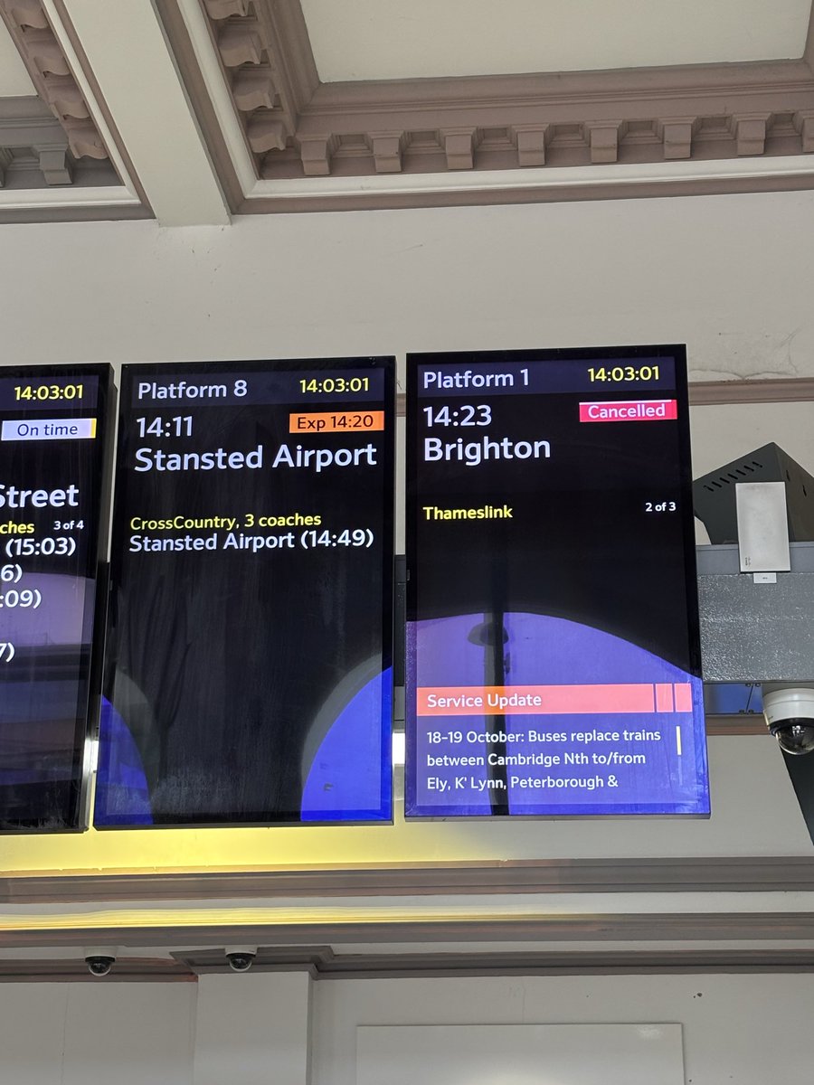 本日午後から一週間程
旅行に行って参ります
本日の電車
空港行きは遅れて
Brighton行きはキャンセルされてる😱
あ〜イギリスの日常だなぁ〜