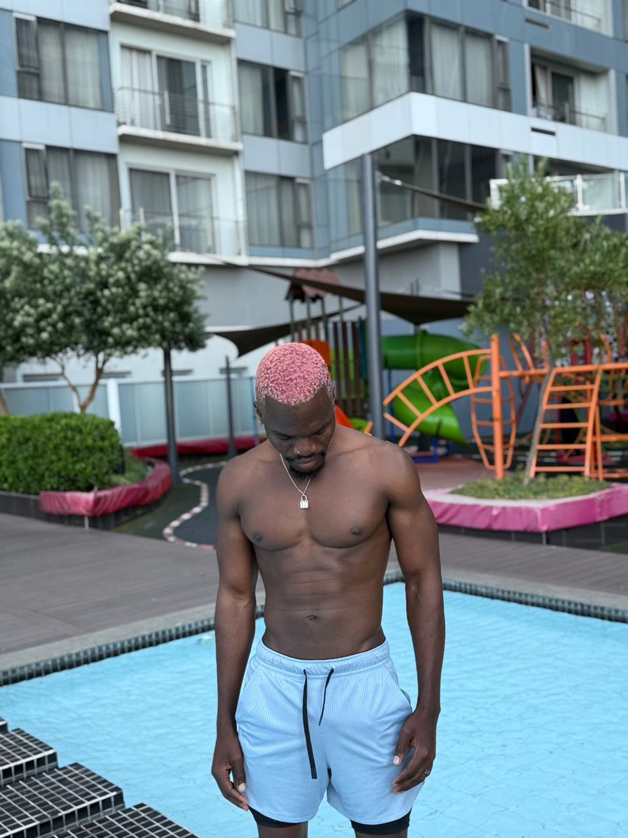 ModelNicholas's tweet image. Hey it&apos;s me 😄 
.
.
LIKE And Repost 🫶📍