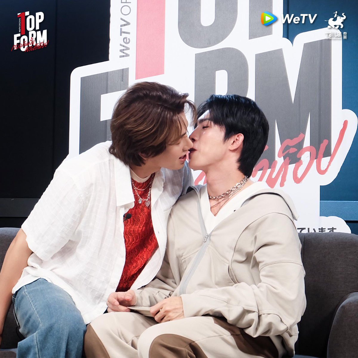 zhany_dy's tweet photo. @WeTVThailand @bxxm_rvw 给宇宙好不好 https://t.co/sLua4jNnst