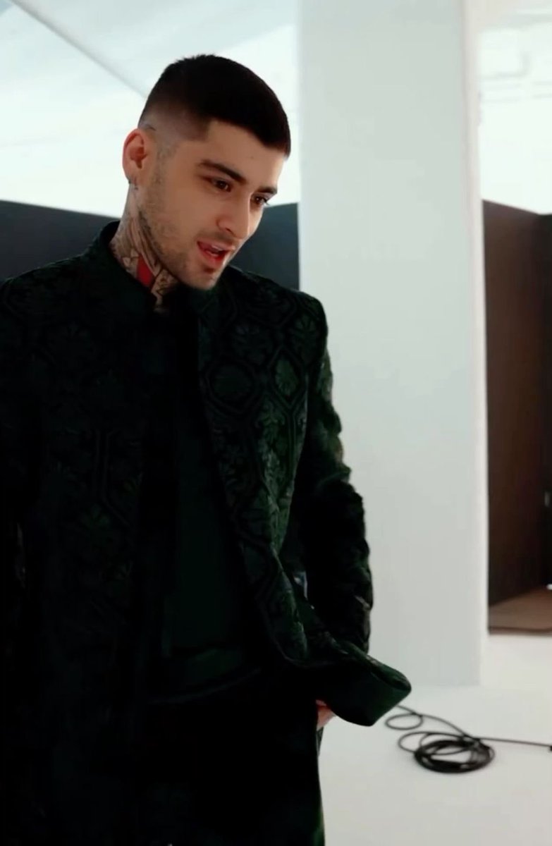 don't forget zayn for bazaar India, the kurta on him hits different ❤️‍🔥
