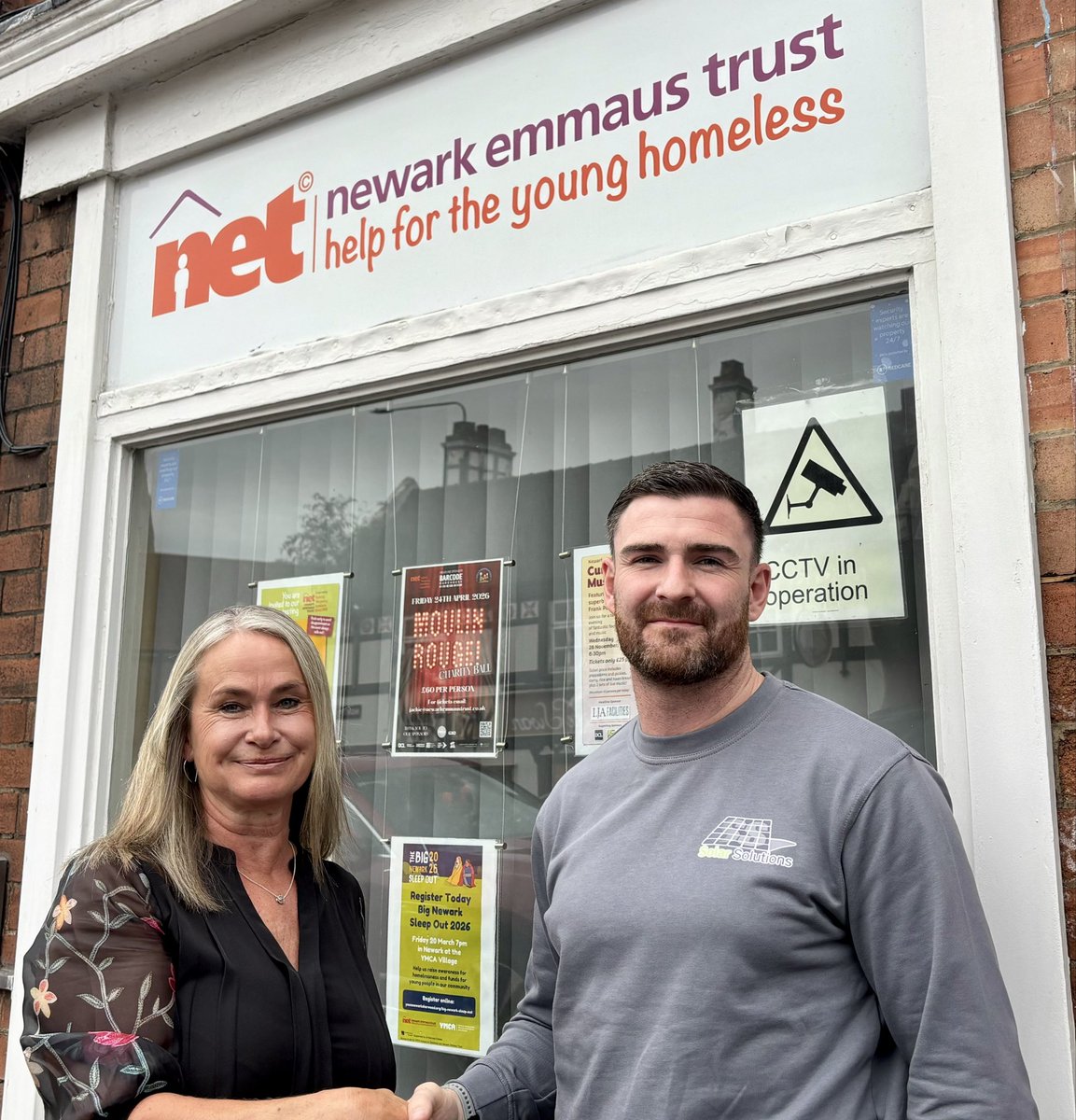 📣We are delighted to have been chosen by Solar Solutions from Farnsfield, as their Charity of the Year -we’re looking forward to working with them🤩 CEO <a href="/NicolaJBurley/">Nicola Burley</a> is seen here with Josh Turner, MD of Solar Solutions
 #support #fundraising #homelessness #youngpeople