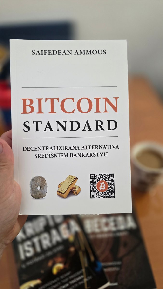 GiovanniAmaret's tweet photo. ☕📖 After a long wait, my physical copy of “The Bitcoin Standard” finally arrived!
Perfect morning read with a cup of coffee — a deep dive into the decentralized alternative to central banking. 💰⚡

#Bitcoin #TheBitcoinStandard #CryptoBooks #BTC #Decentralization #BookCollection #Web3Library