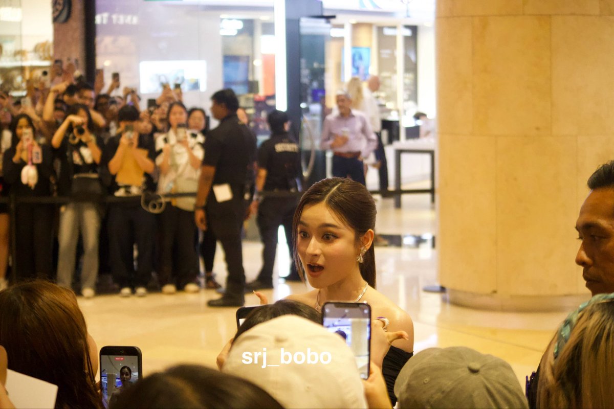 my face seeing prim irl 🫨

PRIM AT GRAFF 65TH SG 
#GRAFFxPRIM #primiily 
#GRAFFSG #GRAFF65