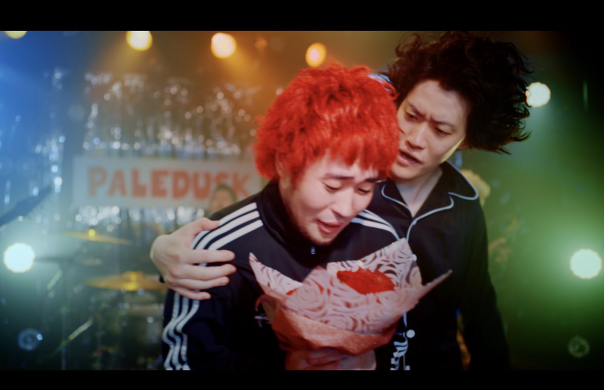 KAITODUSK's tweet image. Paledusk feat. 粗品-NO WAY!!
MV出ました!
素直になれない気持ち みんな持ってる弱い自分
でもそいつがいて、強い自分もいる
素直って難しい、でも何より大切
そんなことを歌ってます
↓そっちゃんが優しくしてくれてるのに、詰められてるシーンに見えなくもないからサムネやめたお気に入り
