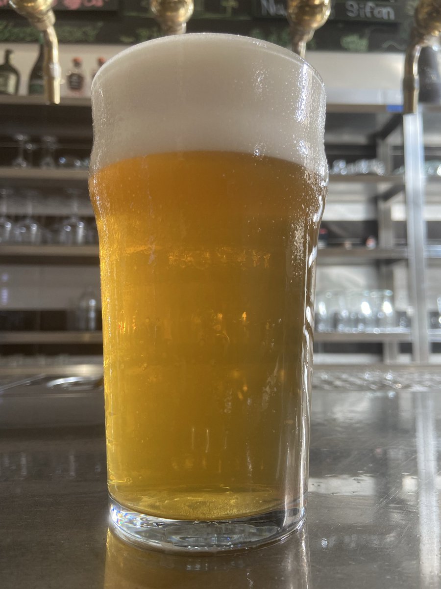PivovarBasta's tweet photo. Sunspots APA s chmely Comet, El Dorado, Idaho 7 a Krush na čepu!
#pivo #beer #nusle #nuslemore https://t.co/cFLkK9cqGn