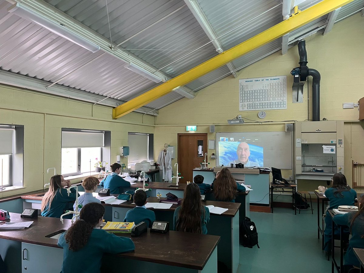 CastletroyC's tweet photo. Thanks to @blackrockcastle observatory for organising a virtual talk with Juan Miro. A former Head Ground Engineer with the European Space Agency. Our second years really enjoyed it, maybe there’s a future engineer among them! #spaceweek #STEAMeducation https://t.co/nOy8Aa5qvY