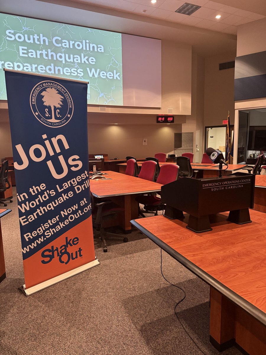 Behind the scenes. Getting ready for South Carolina Earthquake Preparedness Week media availability at 10 a.m.
#SCWX #SCTweets #EarthquakePreps #SCMedia #Media