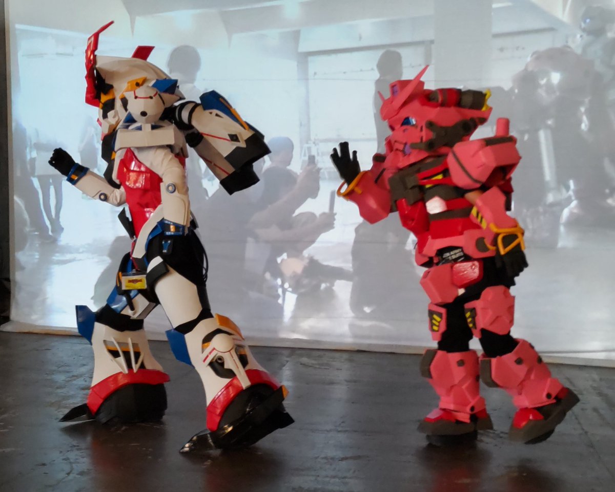 ultraraker's tweet image. 📻️スマホの画像フォルダーに沢山入っているものは～♪
土日に開催された「スーパーロボコス大展」で撮影した写真ですねっ(^O^)v
今年も撮りまくったのであるっ♪
#ならどっとFM #NowLoading #スーパーロボコス大展 #superrobocosexpo