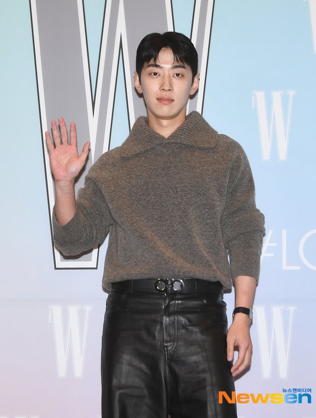 UpdateKBoys's tweet image. DIVOS! O Gray, Code Kunst, Jay Park e Soobin (TXT) na vigésima edição do evento da W Korea para a Campanha de Conscientização sobre o Câncer de Mama, “Love Your W”!

#그레이 #GRAY #코드쿤스트 #CODEKUNST #박재범 #JAYPARK #수빈 #SOOBIN #투모로우바이투게더 #TOMORROW_X_TOGETHER