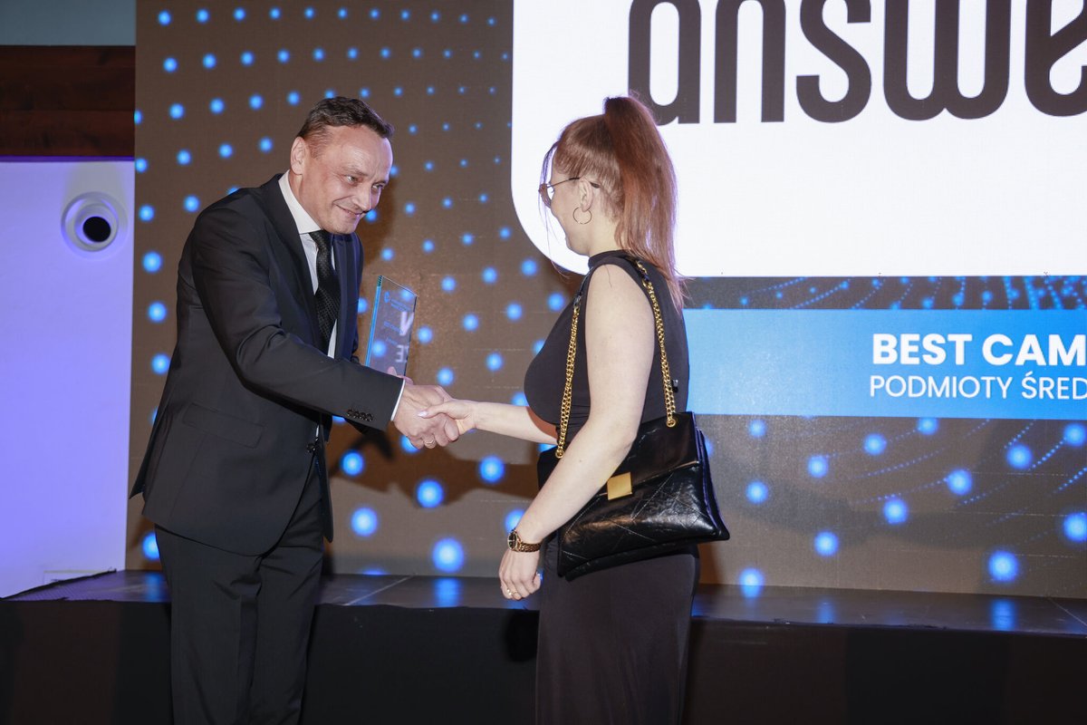 answear_com's tweet photo. Podwójny sukces Answear na #EcommercePolskaAwards2025! 

Zdobyliśmy nagrody w kategoriach:
🏆Best Campaign – „Masz coś pod spodem” (z Durex)
🏆Best Sustainability Initiative – „Zadbaj o to, co jest w środku”

Dziękujemy za zaufanie i wsparcie! 🙌 https://t.co/mqn2Sn0UUH