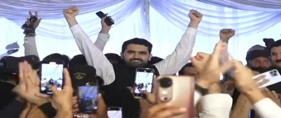 عمران خان کا نامزد وزیر اعلیٰ خیبر پختونخواہ۔🔥✊💪
♥️