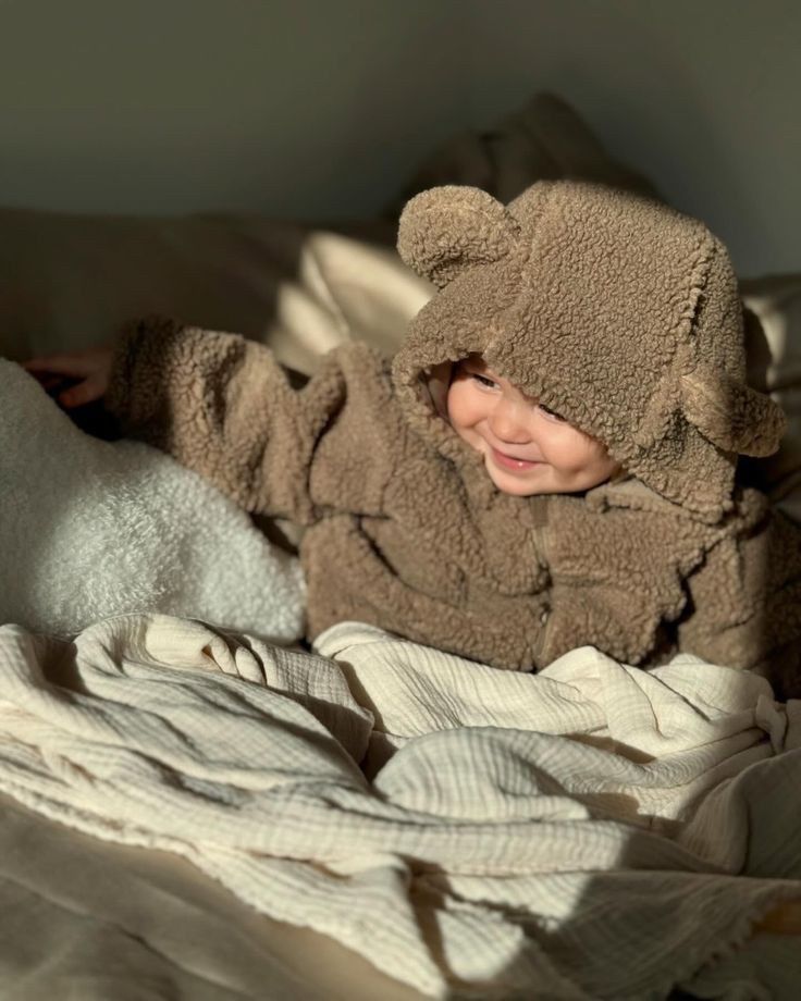 🪽 (@babysmelll) on Twitter photo 