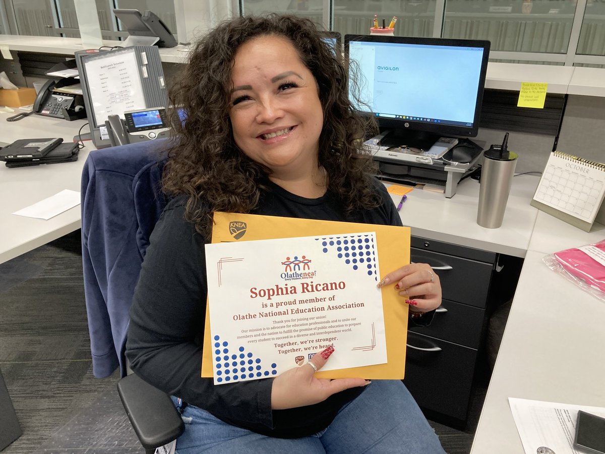 Welcome to Olathe NEA! Sophia is one of our district's amazing interpreters 🗣️As conferences fill our week with conversations that strengthen the home–school connection, we’re reminded that it takes all of us to make “every student, every day” possible.