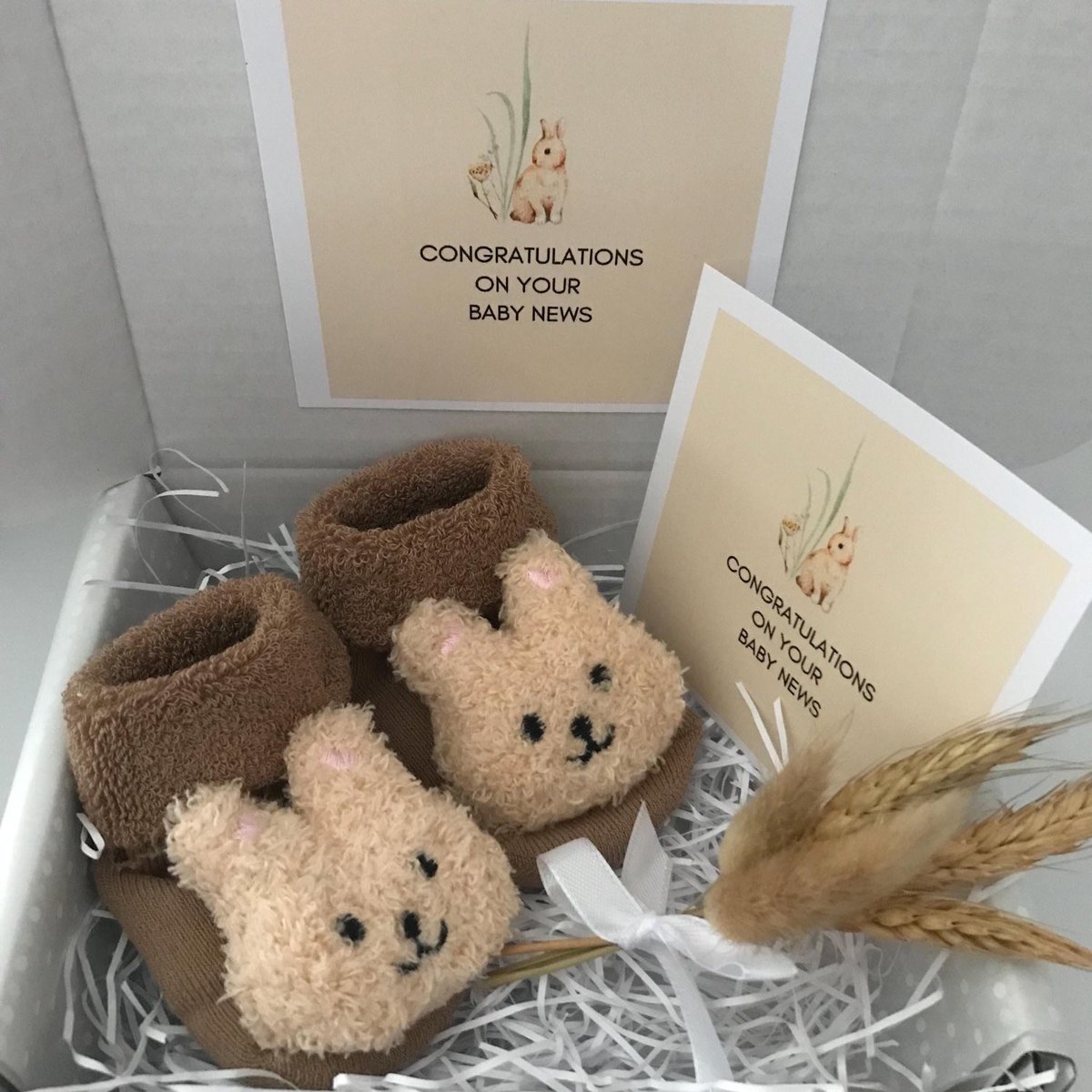 Congratulations on your baby news- Pregnancy Gift 🤍🐰 babygiftmarket.etsy.com/listing/178334… #shopindie #Earlybiz #Craftbizparty