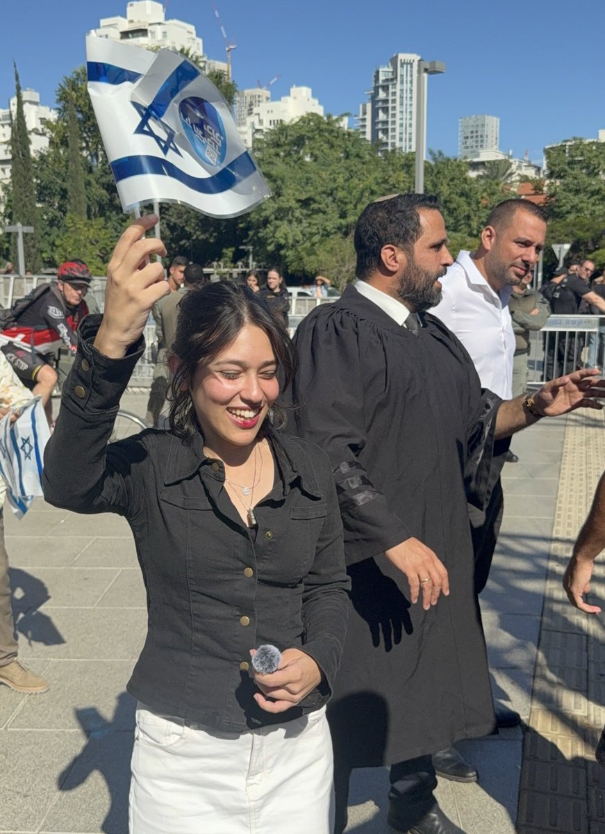 למי איכפת משמפניות וסיגרים ?