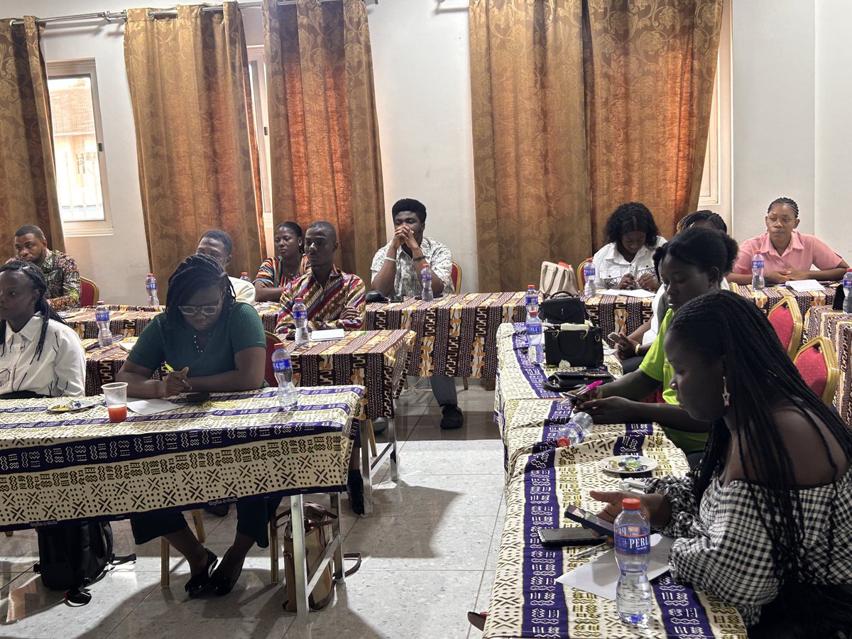 Day 1 of our Digital Safety &amp; Accurate SRH Messaging Training brought together young advocates to learn, share &amp; grow.

From cyber safety to digital wellbeing — they’re shaping safer, smarter online spaces for all. 

#DigitalSafety #SRHRAdvocacy #ARHRghana  #UNFPAGhana
