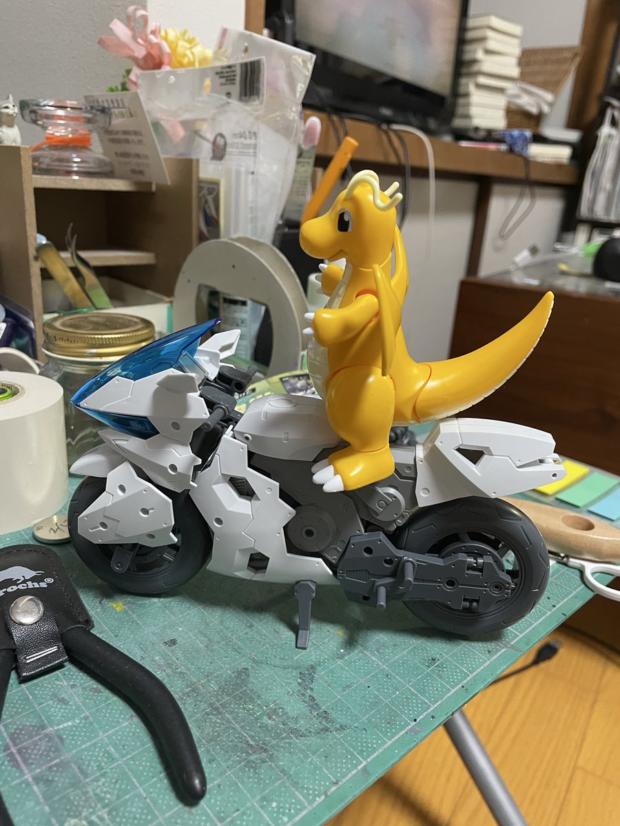 #プラモデルライフ
#30MM

ブーストブレストバイクパチ組した。
娘に「何乗せよう？」と聞いたら、
「んーカイリュウ？」と言われて今これ（笑）