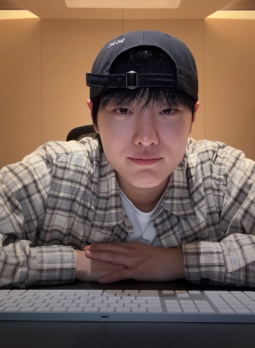 개잘생겨서 비명