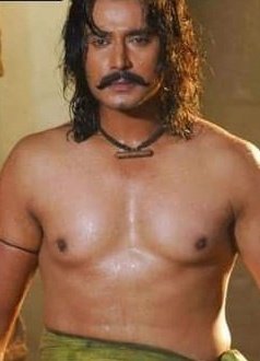 DbossD_69's tweet photo. @Sandalwood_Ent @TheNameIsYash Our Boss historical movie chest size >>> both lottery stars career 🤙 https://t.co/4bHBF8gtVp