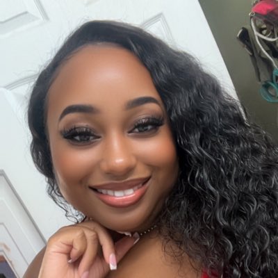 PrincessLarrell's tweet photo. #NewProfilePic https://t.co/5QdeSVYx7y