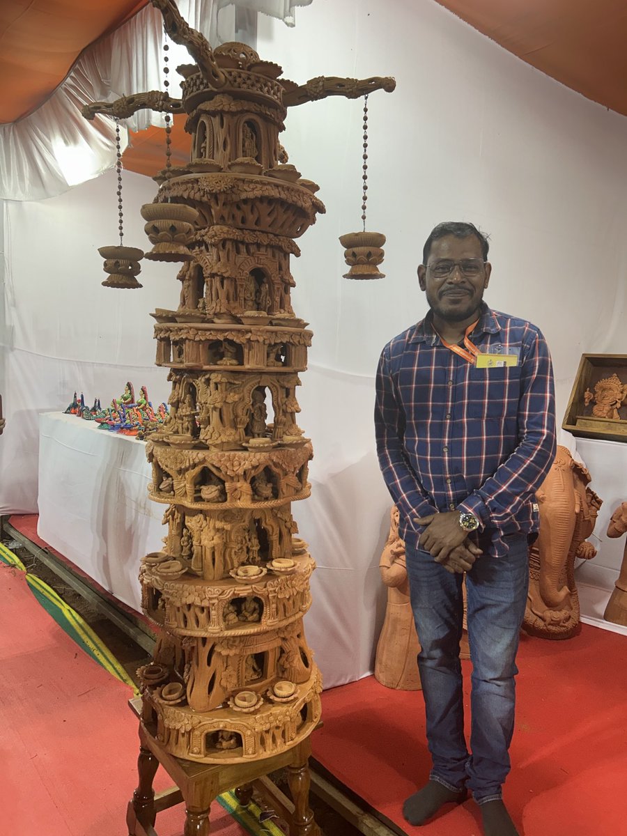 GuhaIas's tweet photo. Vijay Stambh ( story of Ramayana ) made of terracotta on display at Mruttika Here the craft and the master . https://t.co/ZELJcJeNUa