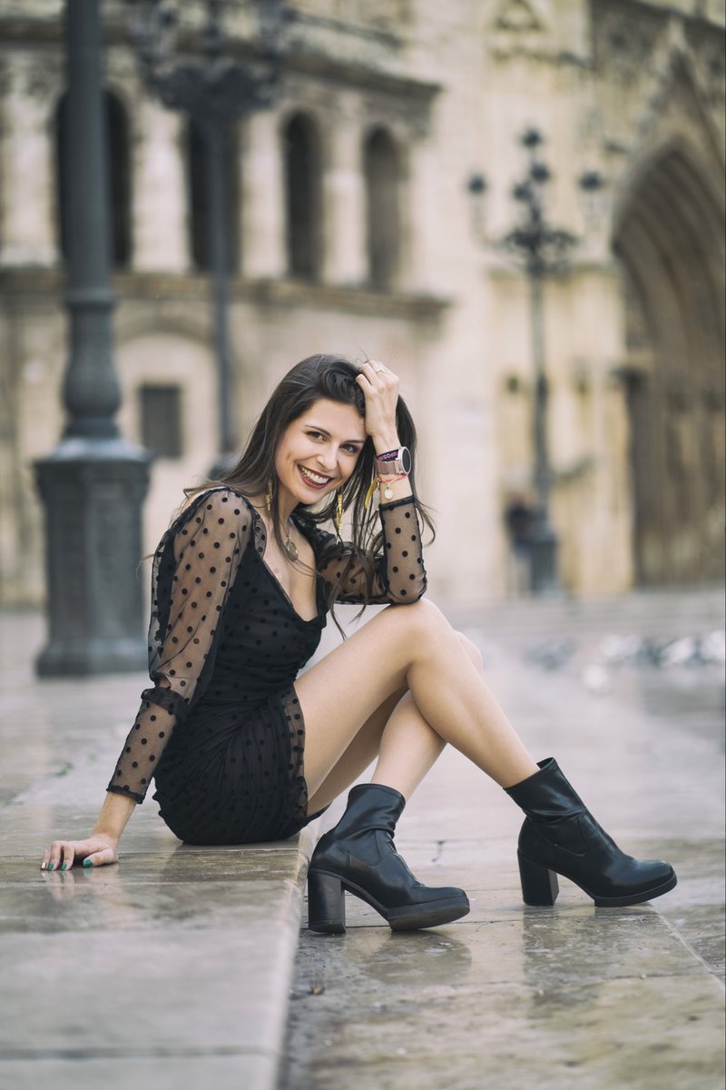 Querida vida,

He tardado años en atreverme a escribirte.
Durante mucho tiempo pensé que no tenía nada que decirte que no fuera reproche o cansancio.
Pero hoy te miro sin rencor.
Quizá porque he aprendido que el dolor no era un castigo, sino un idioma que tuve que aprender para