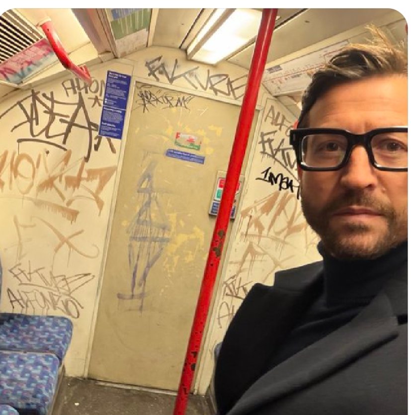 Richard Ashmore (@richardashmor) on Twitter photo Can you spot the difference between the 3 bits of graffiti from Madriid, near Stockholm & on the London Tube?
One has GOBBY half-wit <a href="/EssexPR/">Adam Brooks AKA EssexPR 🇬🇧</a> stood in front!
He doesn't represent me or anyone with a brain cell, he just incites poorly-educated GULLIBLE XENOPHOBIC flag-shaggers! Can you spot the difference between the 3 bits of graffiti from Madriid, near Stockholm & on the London Tube?
One has GOBBY half-wit <a href="/EssexPR/">Adam Brooks AKA EssexPR 🇬🇧</a> stood in front!
He doesn't represent me or anyone with a brain cell, he just incites poorly-educated GULLIBLE XENOPHOBIC flag-shaggers!