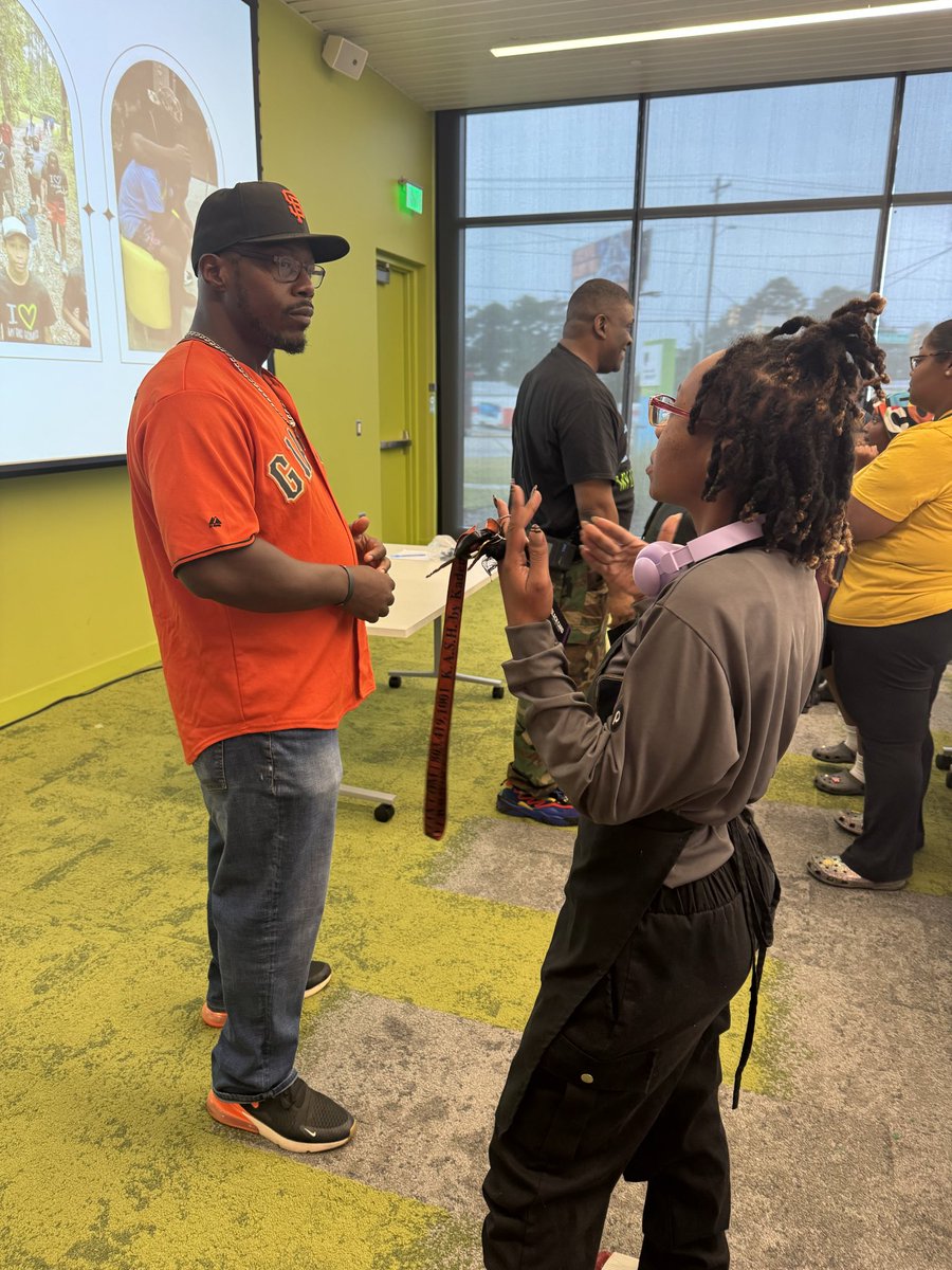 jstroudbhlh's tweet image. Today we hosted our Annual New Family Orientation — a special moment where connections are formed and purpose is aligned.
At Big Homie Lil Homie, mentoring is a triangle — and every side matters: the Parent, Big Homie, and Lil Homie.
#MentorshipMatters #CommunityStrong