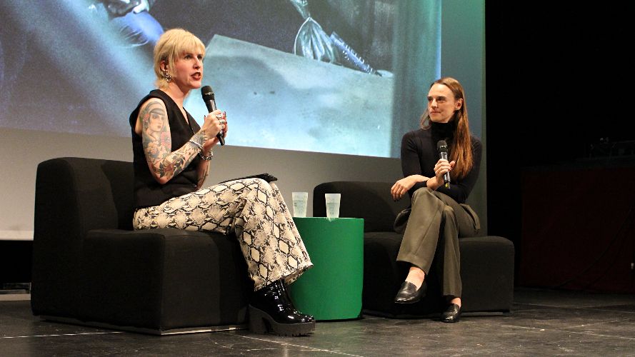 EN DIRECT DU FNC PRO : Jessica Lee Gagné discute de son parcours avec le public &gt; qfq.com/109053