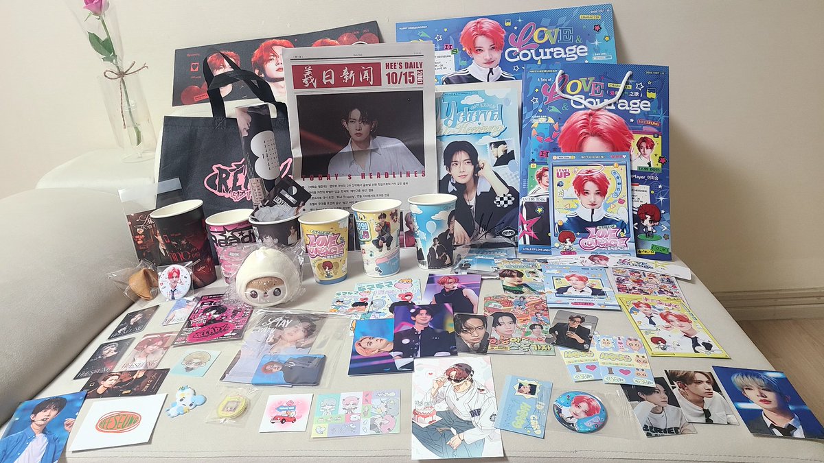 leba_blare's tweet image. #READY_HEESEUNG_GO
#stay_with_heeseung
#shine_on_heeseung
𝟤𝟢𝟤𝟧 𝖧𝖤𝖤𝖲𝖤𝖴𝖭𝖦 𝖡𝖨𝖱𝖳𝖧𝖣𝖠𝖸
❝𝐋𝐢𝐤𝐞 𝐚 𝐬𝐜𝐞𝐧𝐞 𝐟𝐫𝐨𝐦 𝐚 𝐦𝐨𝐯𝐢𝐞❞ 
#영화같은_장면으로_남을_희승
[ 𝑴𝒚 𝒆𝒕𝒆𝒓𝒏𝒂𝒍 𝒍𝒊𝒈𝒉𝒕 𝑯𝒆𝒆𝒔𝒆𝒖𝒏𝒈 ]
❥ 요고 프로즌요거트 홍대점
#SNHarcheeve