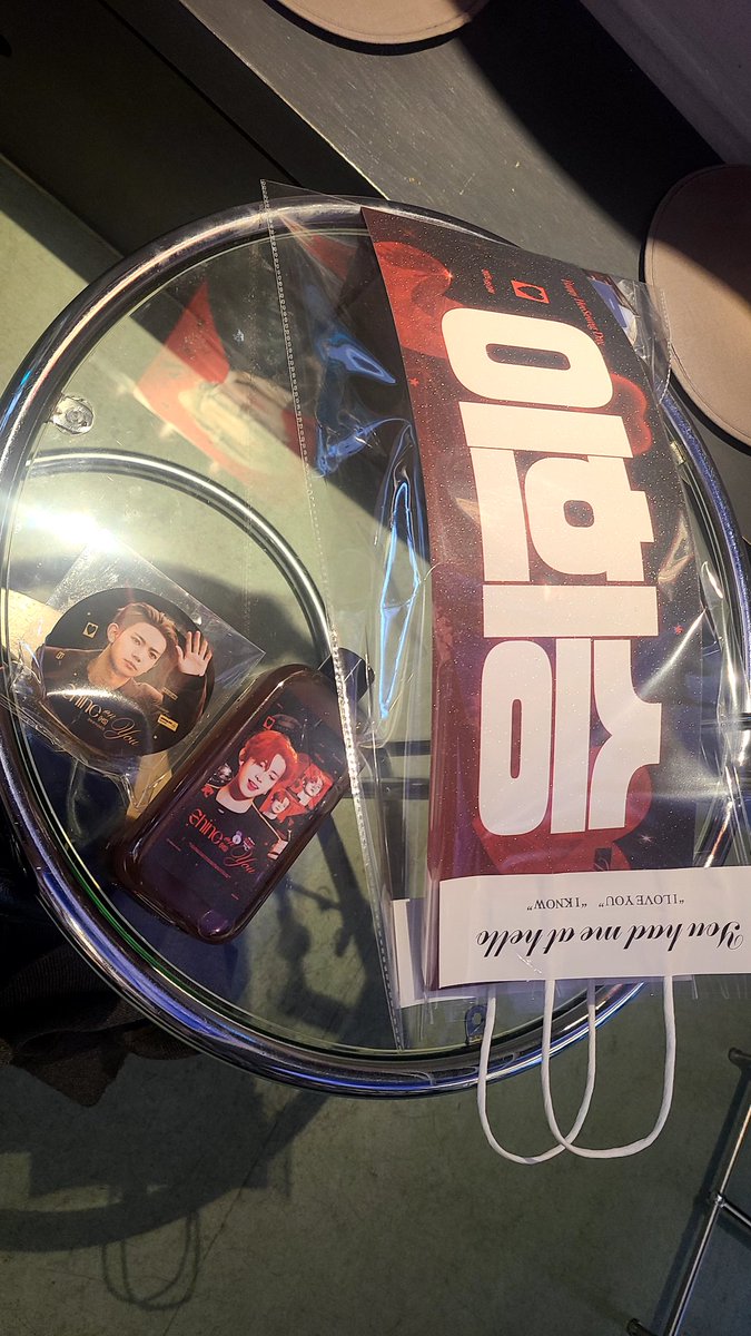 leba_blare's tweet image. #READY_HEESEUNG_GO
#stay_with_heeseung
#shine_on_heeseung
𝟤𝟢𝟤𝟧 𝖧𝖤𝖤𝖲𝖤𝖴𝖭𝖦 𝖡𝖨𝖱𝖳𝖧𝖣𝖠𝖸
❝𝐋𝐢𝐤𝐞 𝐚 𝐬𝐜𝐞𝐧𝐞 𝐟𝐫𝐨𝐦 𝐚 𝐦𝐨𝐯𝐢𝐞❞ 
#영화같은_장면으로_남을_희승
[ 𝑴𝒚 𝒆𝒕𝒆𝒓𝒏𝒂𝒍 𝒍𝒊𝒈𝒉𝒕 𝑯𝒆𝒆𝒔𝒆𝒖𝒏𝒈 ]
❥ 요고 프로즌요거트 홍대점
#SNHarcheeve