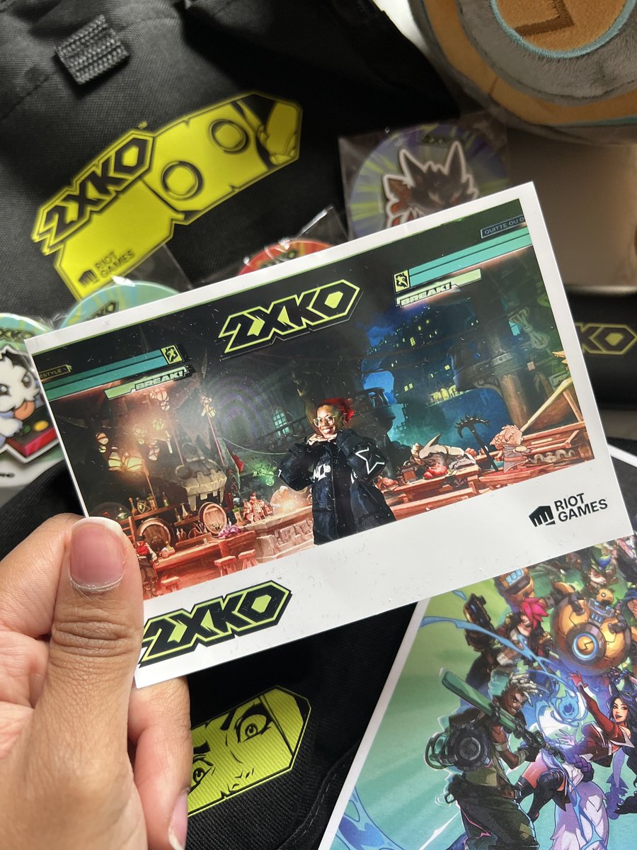 P3ACHx's tweet image. My only #EVOFRANCE regret is not spending more time @Play2XKO - a time was definitely had 🤣🫱🏾‍🫲🏿✨

Thank you @riotgames for inviting us down to get even MORE games in 💖✨💖✨💖

And if anyone’s looking for an illaoi/teemo shout me 🫡✨

#2XKO #EvoFrance2025