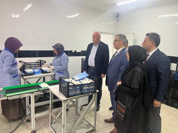 Kaymakam Eşki, kadın çalışanlarla samimi görüşmeler yaptı