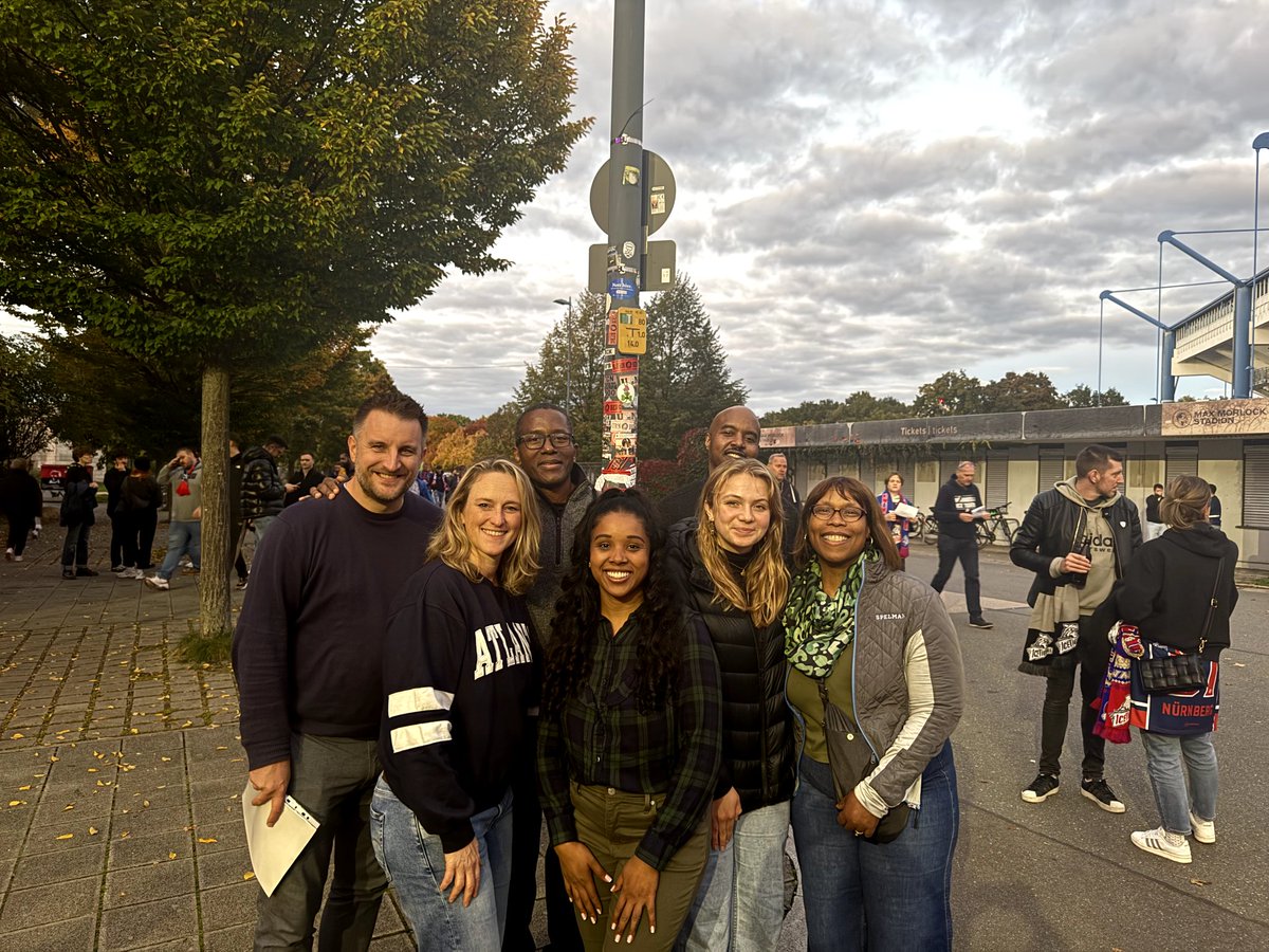 smithclass128's tweet photo. Check in from our Global Learners in Beautiful Germany!🌎 #WorldClassLearners #InvaluableExperiences #RaidersinEurope https://t.co/eDeQBJz40Z