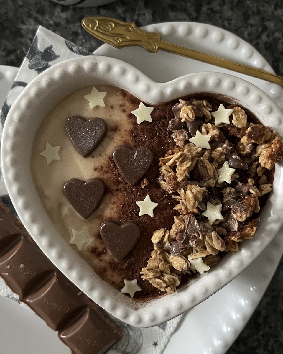 having a tiramisu yoghurt bowl with some biscoff chocolate on the side 😌 &lt;3