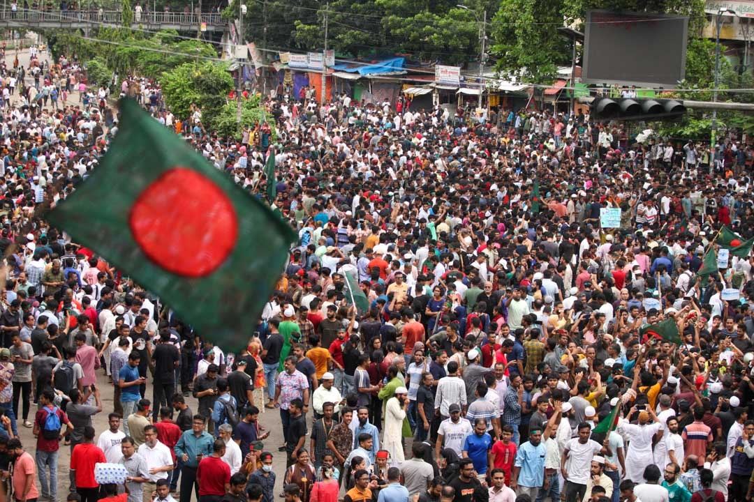 bharatnews_any's tweet photo. 🇧🇩 Bangladesh at a Crossroads 🇧🇩
The promise of democratic renewal after 2024 protests faces a harsh test. Without inclusive elections and strong institutions, power risks being entrenched while public trust erodes.
“If legitimacy is built not by participation but by oppression, elections become hollow ceremonies.”
Read more 👇
https://t.co/gfjxVMkrzO
#Bangladesh #Democracy #Elections #CivilRights #Opinion