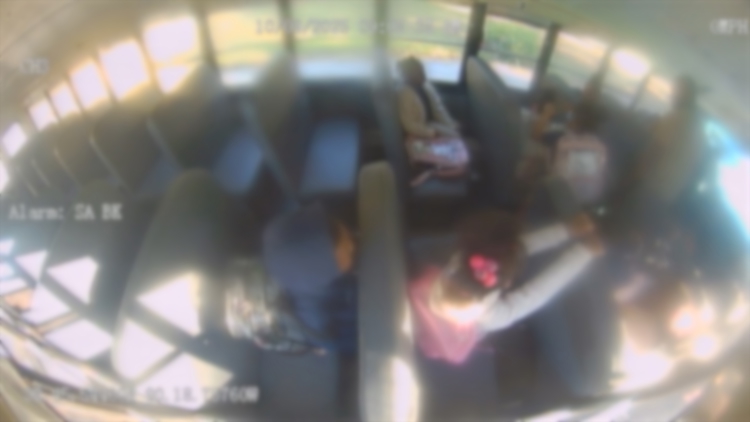 ‘I HAD NO OTHER CHOICE’ | A father has been charged after telling his 6-year-old daughter to attack another girl on the school bus. Video shows him instructing his daughter to punch the child repeatedly: wnep.com/article/news/n…