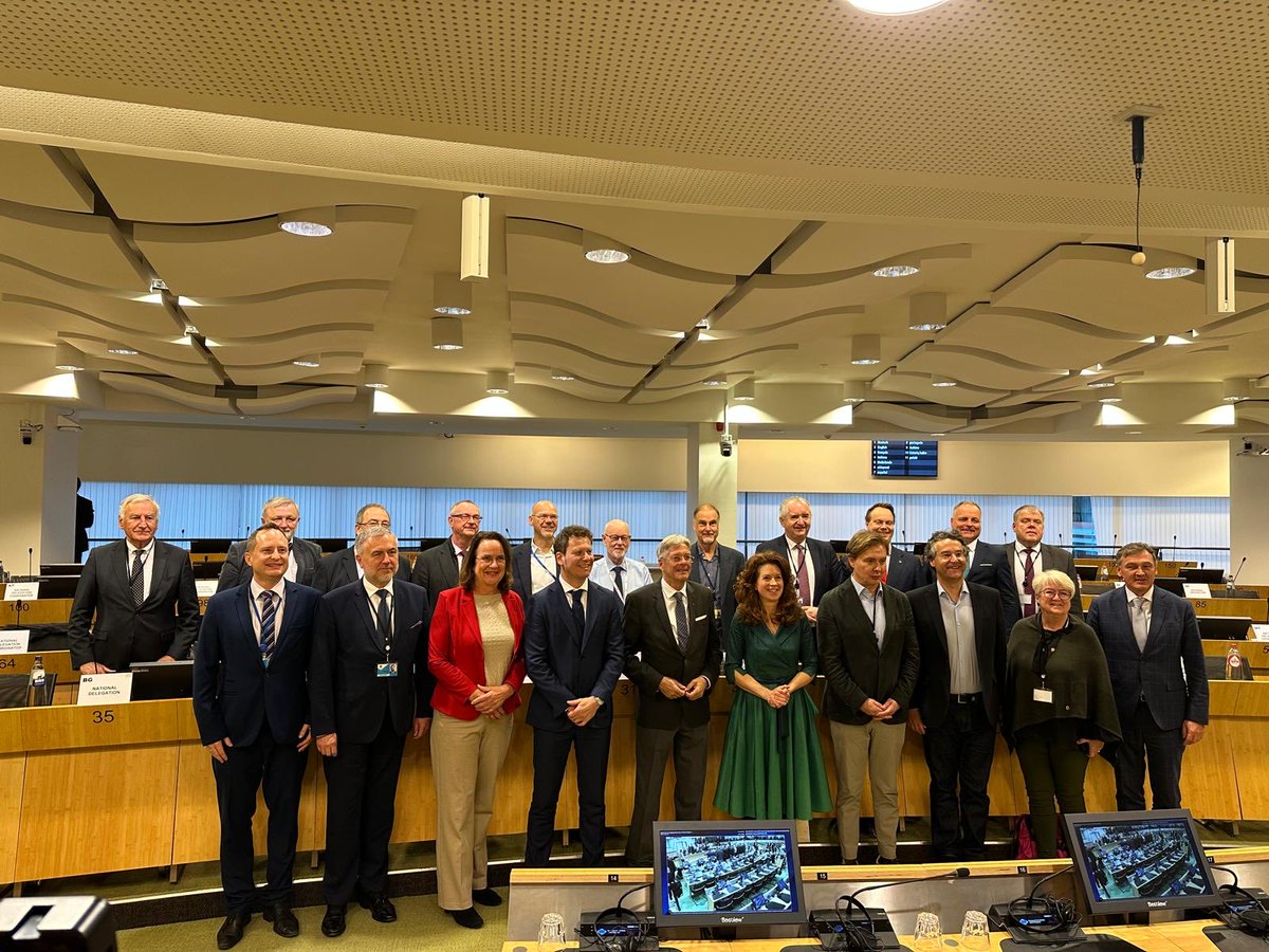 Andreas Schäfermeier (@a_schaefermeier) on Twitter photo „Kärnten ist heute ein europäischer Hotspot für grüne Mikroelektronik & High-Tech-Industrie“ 
LH Kaiser präsentiert Kärnten in Brüssel als digitale & nachbarschaftliche Vorzeigeregion & setzt sich für die Sicherung des direkten Zugangs europäischer Regionen zu Förderungen ein👇 „Kärnten ist heute ein europäischer Hotspot für grüne Mikroelektronik & High-Tech-Industrie“ 
LH Kaiser präsentiert Kärnten in Brüssel als digitale & nachbarschaftliche Vorzeigeregion & setzt sich für die Sicherung des direkten Zugangs europäischer Regionen zu Förderungen ein👇