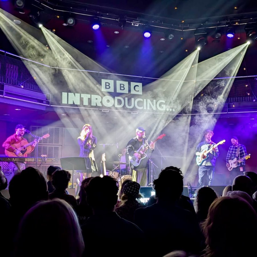 DrawAndCode's tweet image. Thanks again to everyone who came through the #GeneratorConference to try our spatial music video featuring the brilliant @bigdaddykoj 🎤 The whole week has been a fascinating exploration of the art and business of music. 🔊 @bpi_music #MercuryMusicPrize #MercuryMusicPrize2025