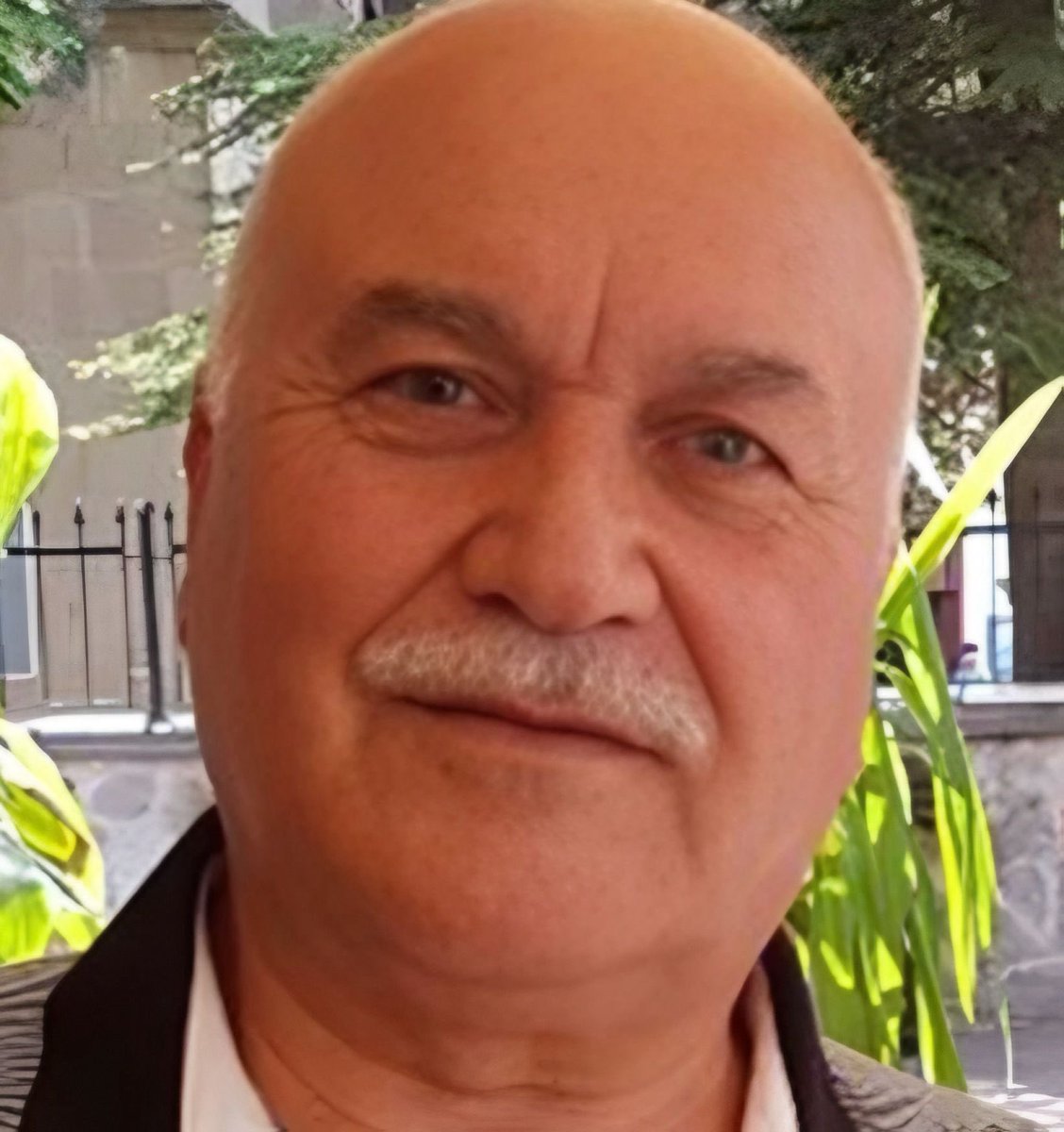 Eşini dövdüğü için 6 ay hapis cezası alan AKP’li Halil Ürün, AKP’li Konya Büyükşehir Belediyesi’nin etkinliğinde “Aile Güvenliği” konferansı verecek. (Sözcü - Müslüm Evci)