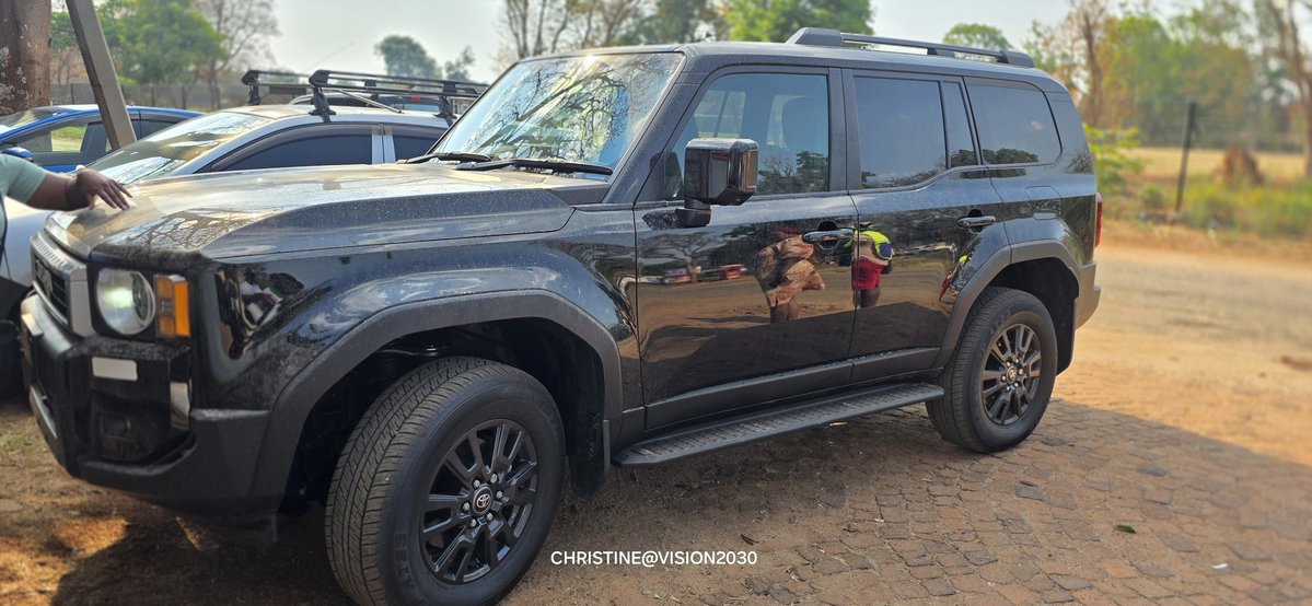 Christine Charumbira (@chrissy10charu) on Twitter photo Ladies and gentlemen please join me in extending our congratulations to our Deputy Secretary for Security, Cde T Chirau . He received a Toyota Landcruiser Prado from His Excellency the President D.R E.D Mnangagwa.
Makorokoto leadership ๐
<a href="/TendaiChirau/">Tendai Chirau</a> Ladies and gentlemen please join me in extending our congratulations to our Deputy Secretary for Security, Cde T Chirau . He received a Toyota Landcruiser Prado from His Excellency the President D.R E.D Mnangagwa.
Makorokoto leadership ๐
<a href="/TendaiChirau/">Tendai Chirau</a>