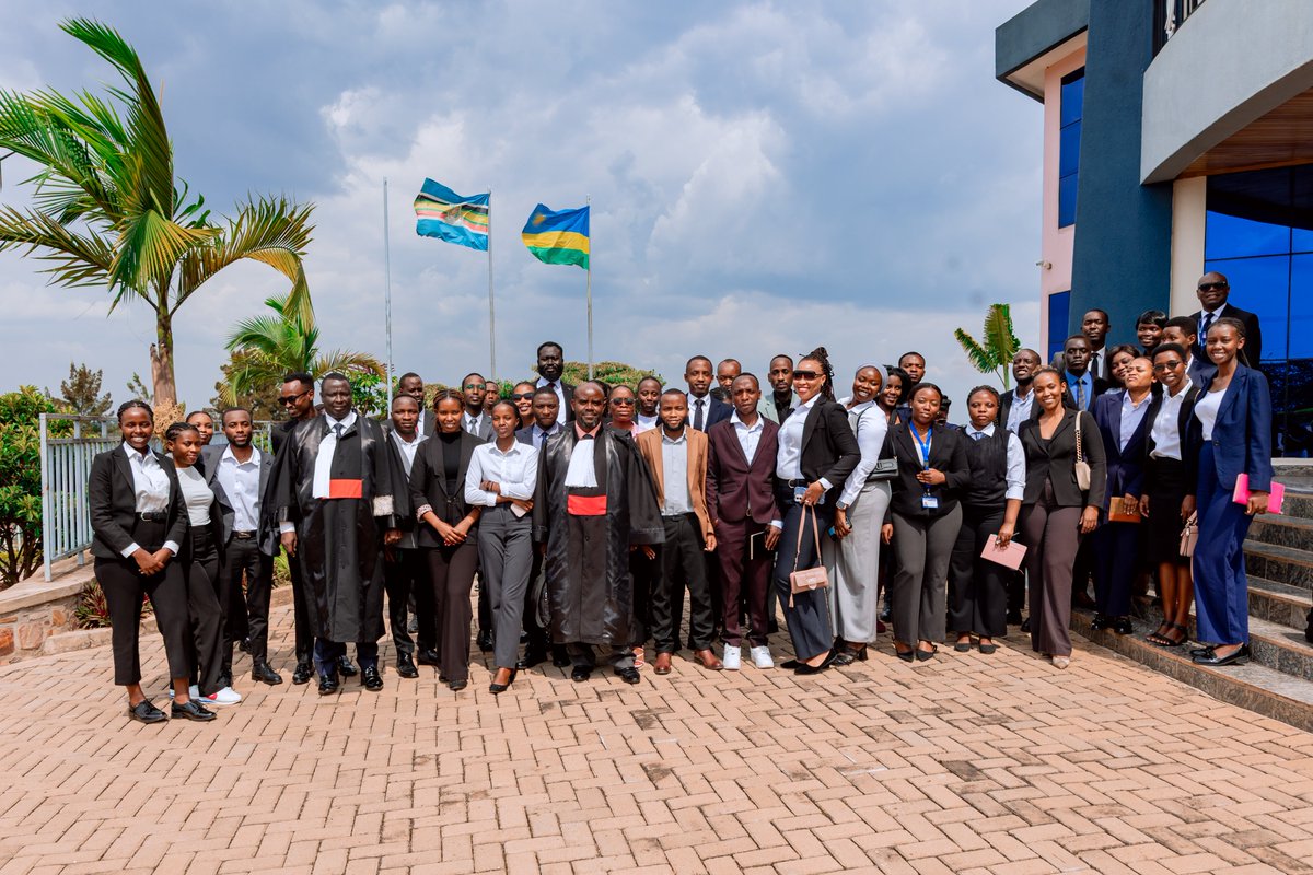Students of the July Intake visited #Nyanza High Court to learn about courtroom practices, the roles of key stakeholders, &amp; insights into Int'l. judicial proceedings, including the interaction of civil and common law, use of precedents, cross-examination, and witness protection.
