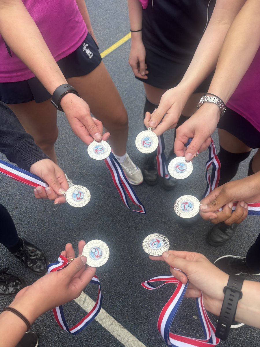 Well done to our year 10 netball team who came 2nd at the SSSSA year 10 netball tournament last night🎉🏆🥈 Amazing performances by all🤩🌟